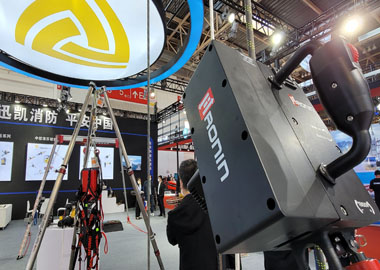 山東迅凱攜旗下產(chǎn)品參加2021北京消防展。